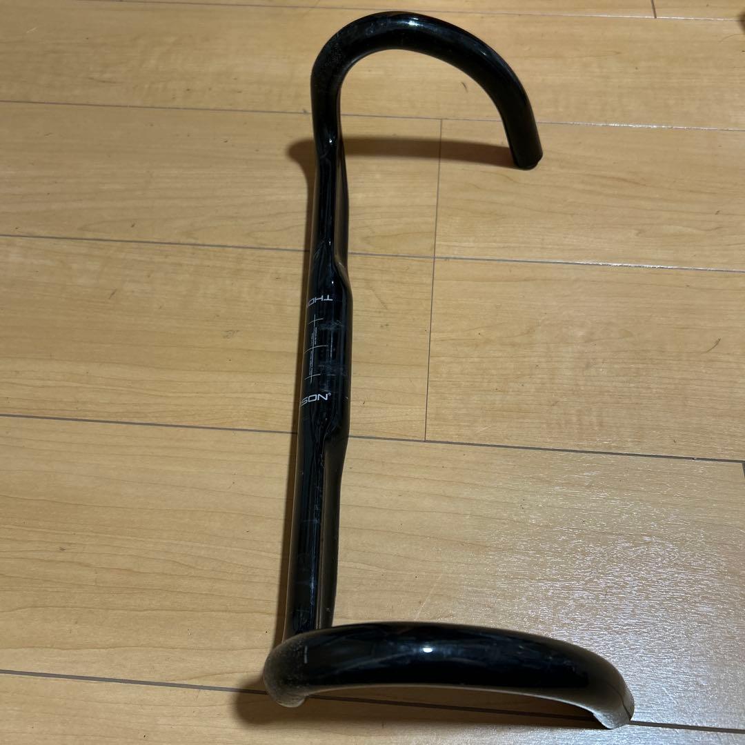 THOMSONドロップハンドルバー 40cm CARBON ROAD BAR