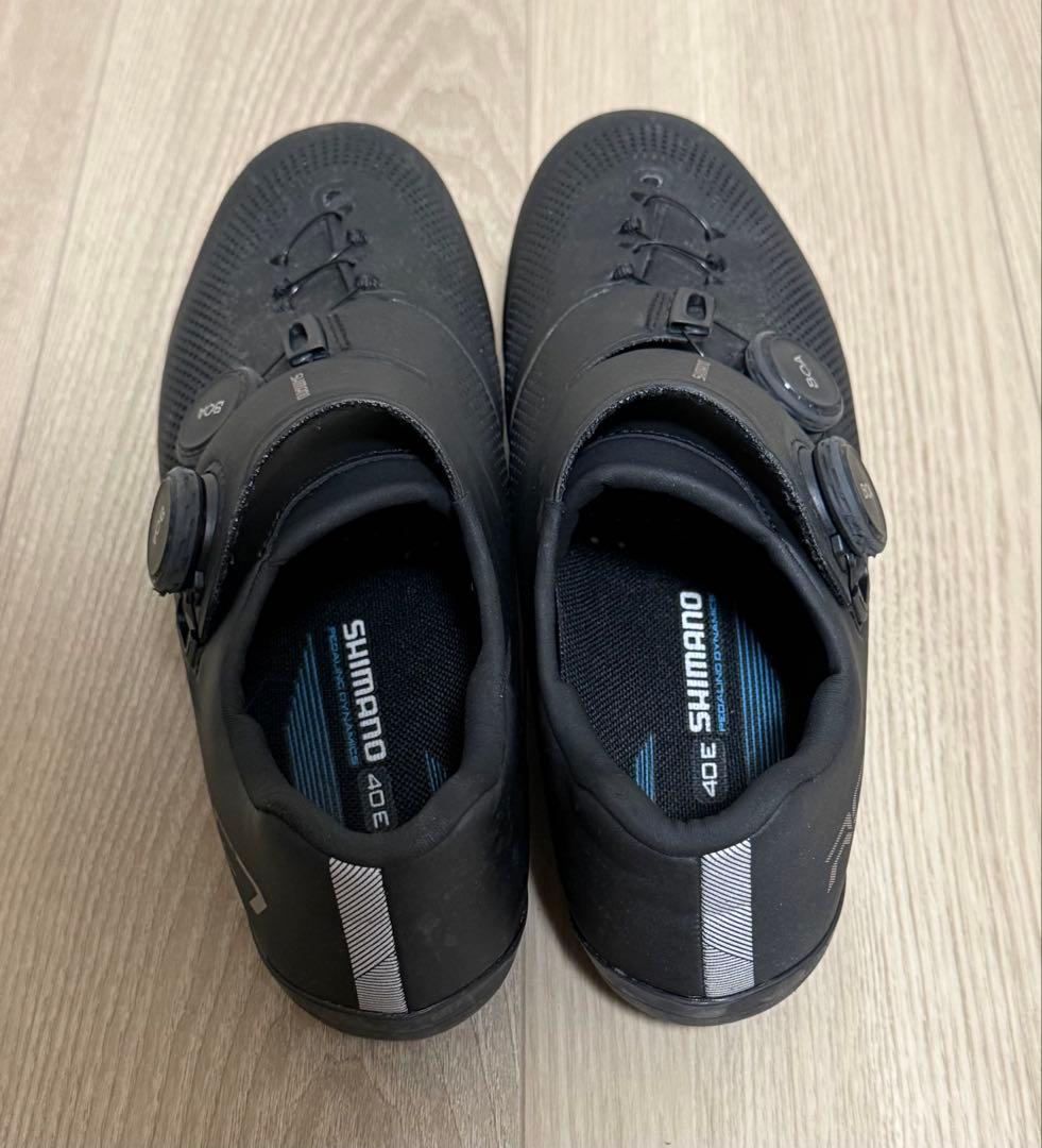 SHIMANO RC7 ビンディングシューズ40E（25.2cm)カーボンソール