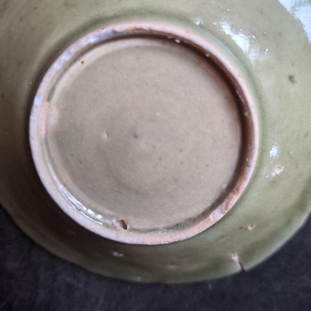 緑色 花形 陶器皿 青磁