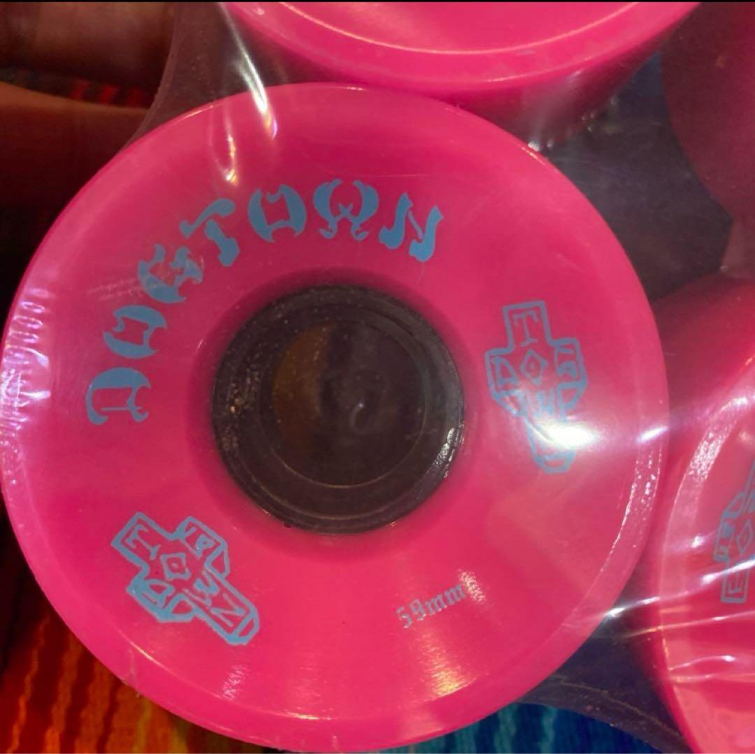 アゲトーン ピンク スケートボードホイール 59mm 4個セット