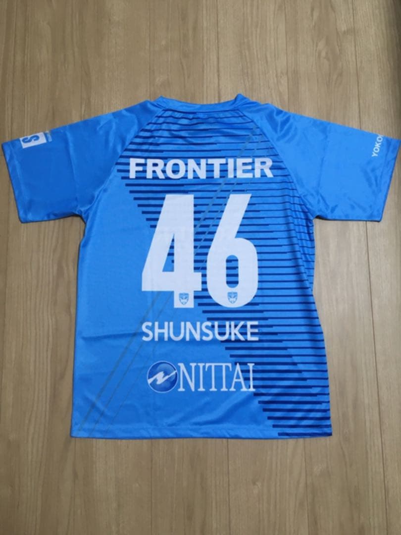 【大幅値下げ】横浜ＦＣ　中村俊輔選手 直筆サイン入りコンフィットTシャツ［Ｌ］