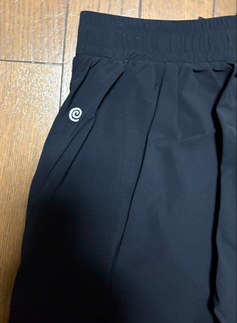 新品 suria スリア パンツ ヨガ ピラティス