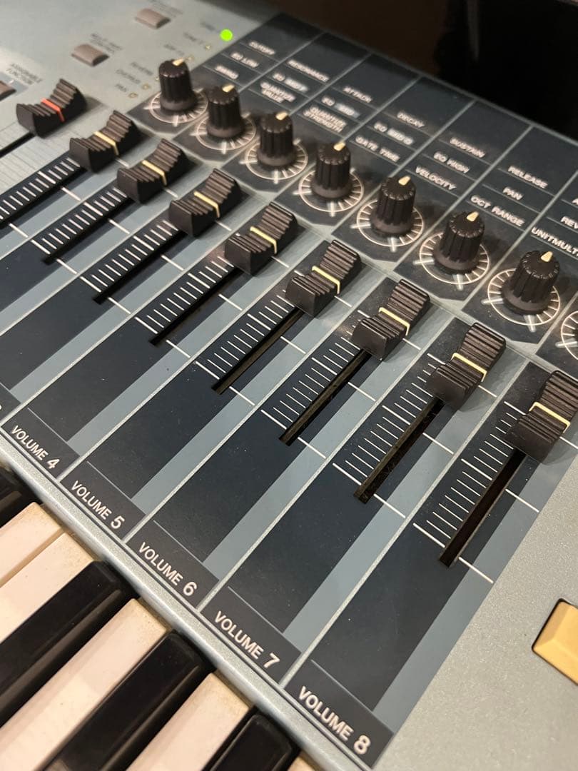 Yamaha MOTIF XS7 シンセサイザー 76鍵　ペダル付き　再見直し