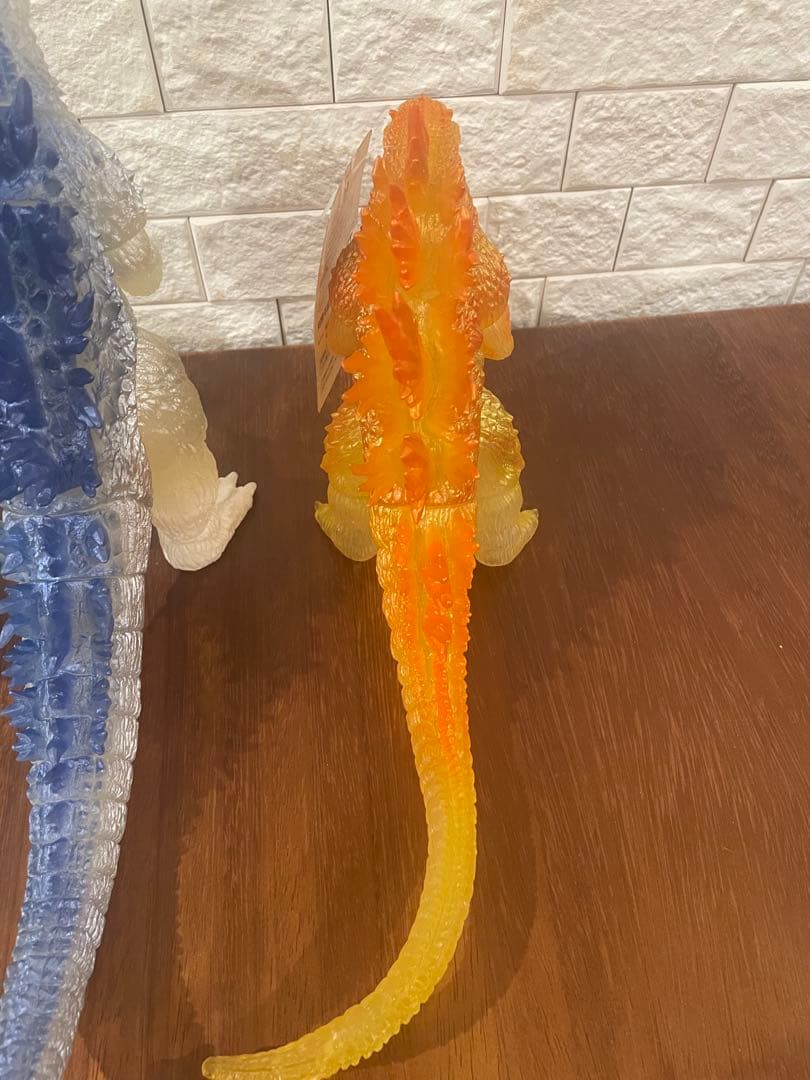 ゴジラ　ソフビ　青　白　赤　三色3体セット