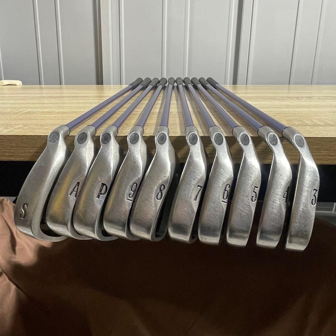 Callaway（キャロウェイ）13本ゴルフクラブセット【ゴルフカバー付き】