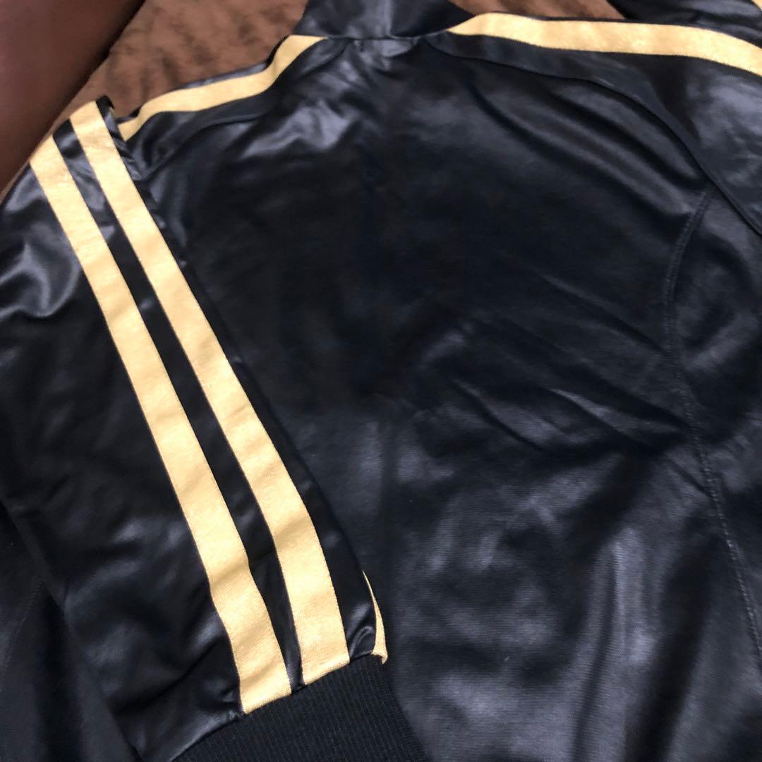 【3/21 取下げ】adidas ジャージ　黒×金　アディダス　セットアップ