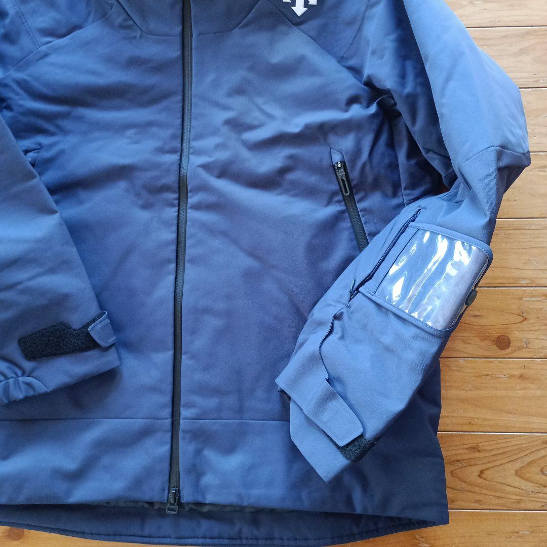 新品！DESCENTE スキーウェア