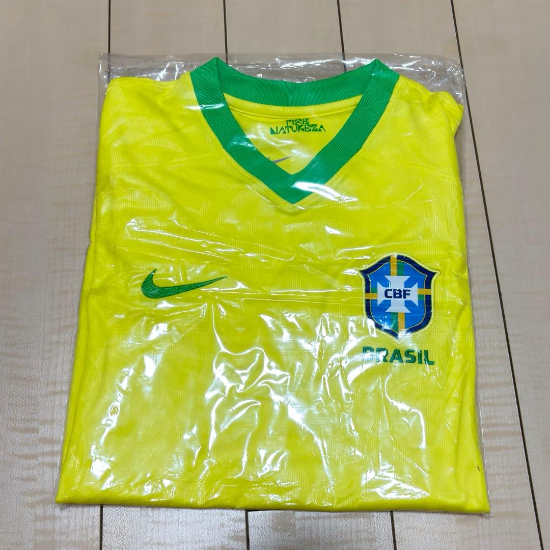 新品⭐︎NIKE ブラジル代表ユニフォーム　XL 170cm