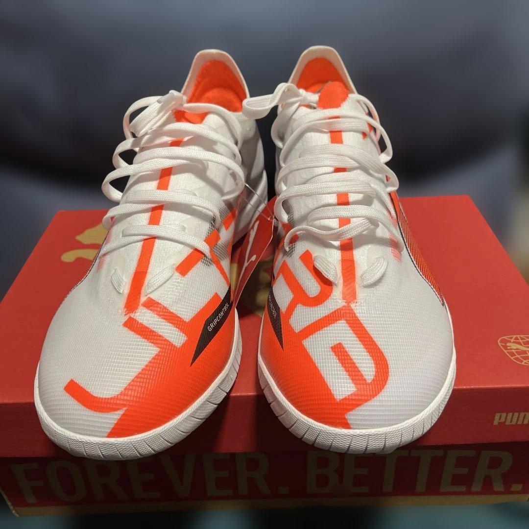 新品タグ付き　Puma ウルトラ5マッチTT サッカーシューズ
