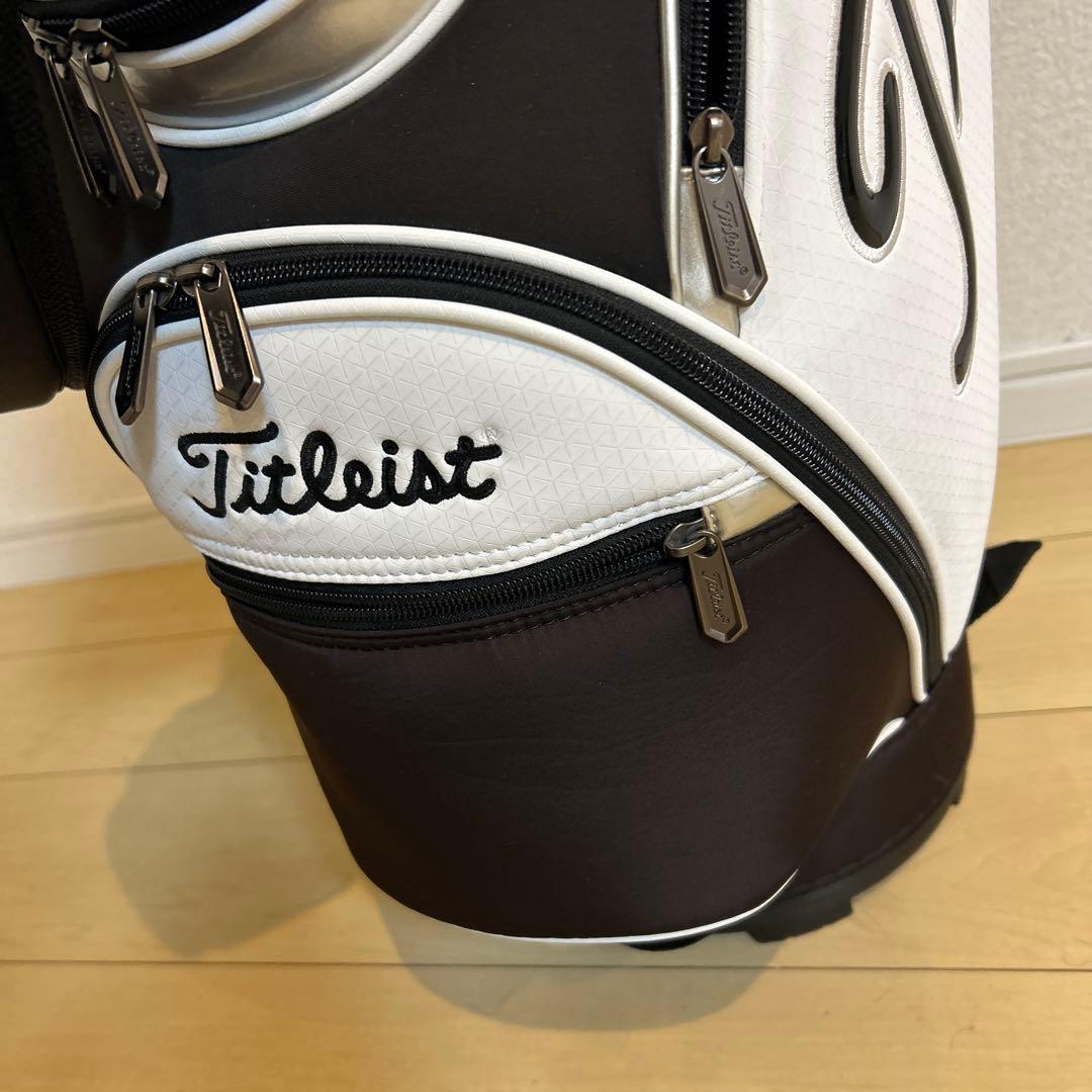 Titleist ゴルフバッグ・キャディバッグ　美品　タイトリスト　フード未使用
