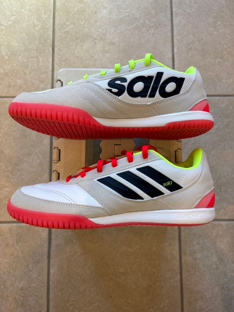 フットサルシューズ adidas IH7684