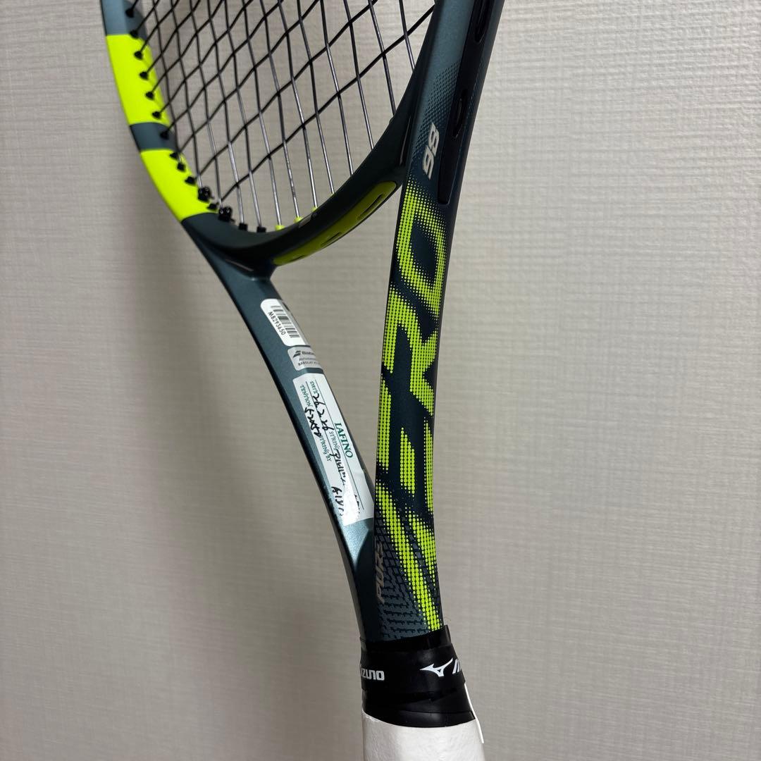 ほぼ新品Babolat Pure Aero 2026ピュアアエロテニスラケット