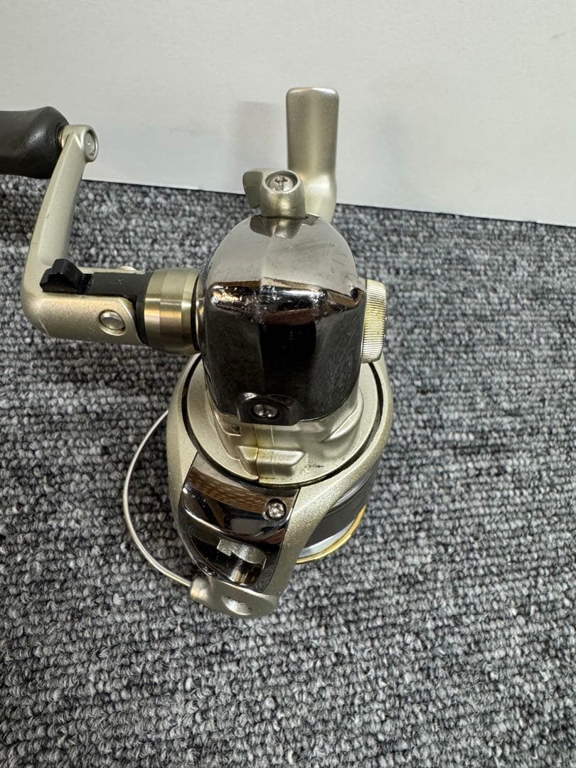SHIMANO シマノ03ツインパワー Mg 2500S スピニングリール