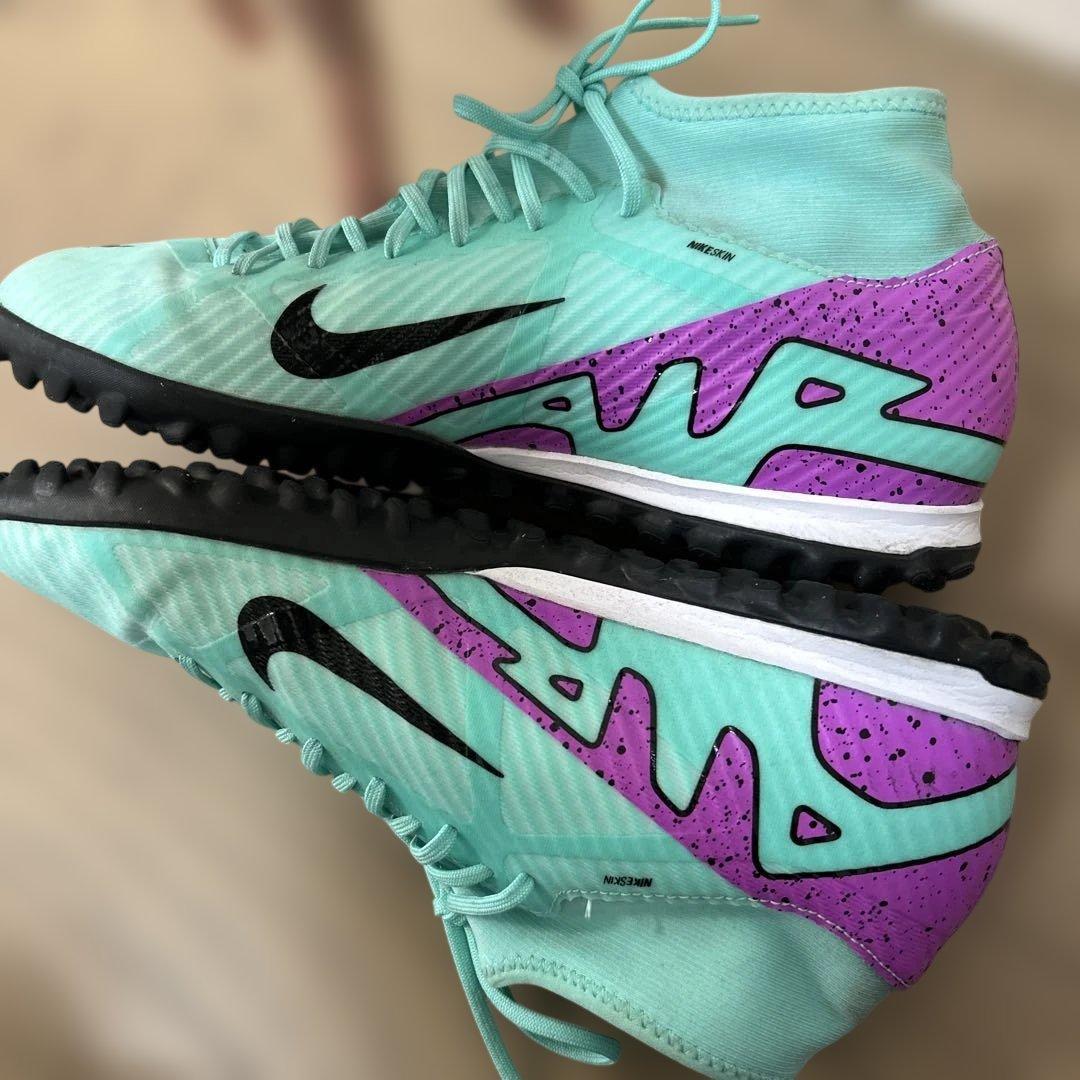 ZOOM マーキュリアル　サッカーシューズ ナイキ　NIKE
