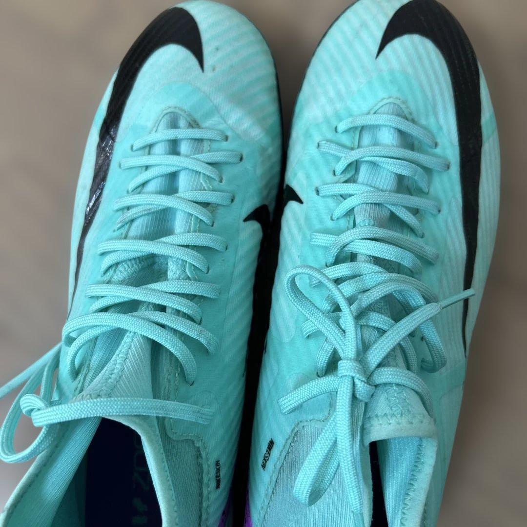 ZOOM マーキュリアル　サッカーシューズ ナイキ　NIKE