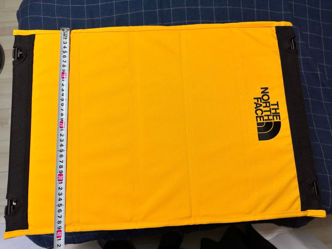 THE NORTH FACE 折りたたみアウトドアテーブル イエロー 収納袋付き