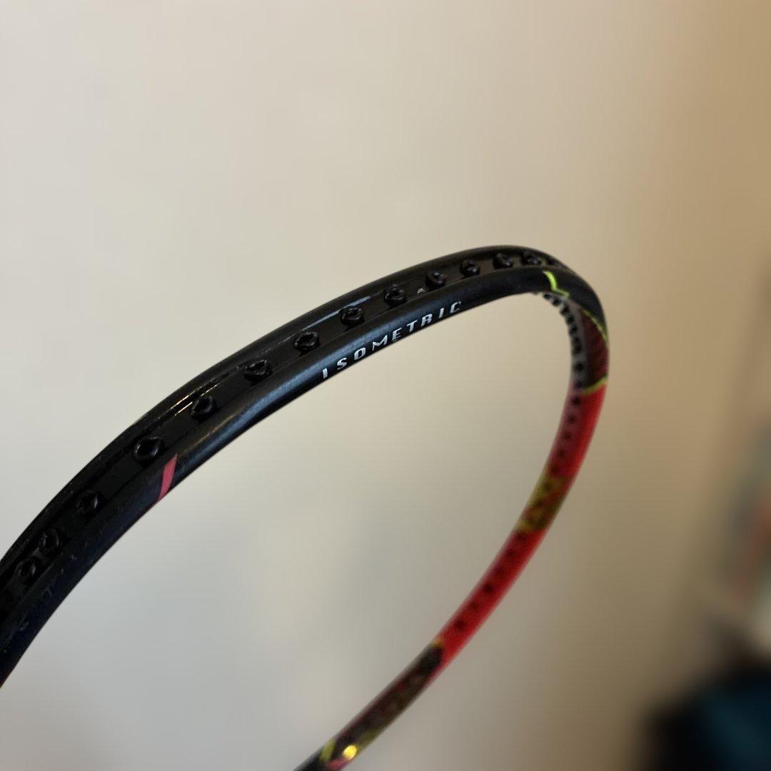 【廃盤】【限界値下】YONEX ボルトリックldフォース 4ug5