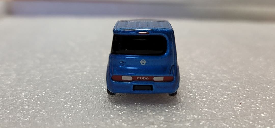 【送料無料】貴重！希少色 キューブ パシフィックブルー ミニカー 「 トミカ