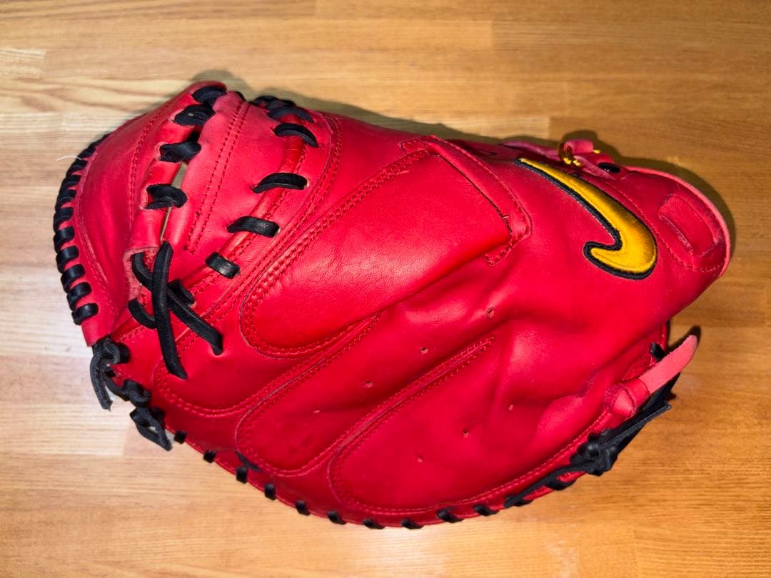 Nike 軟式グローブ キャッチャーミット　赤　城島モデル