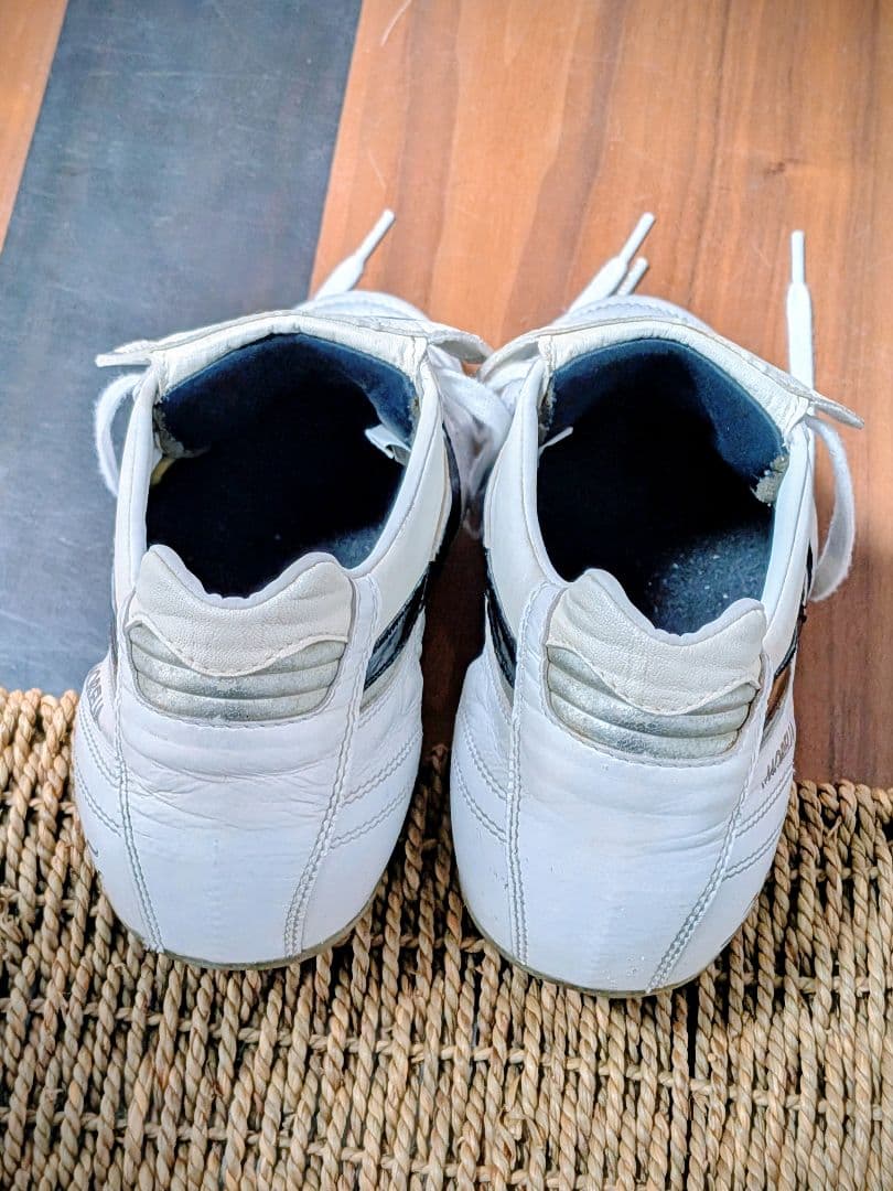 MIZUNOモレリア25周年記念モデル　27㎝