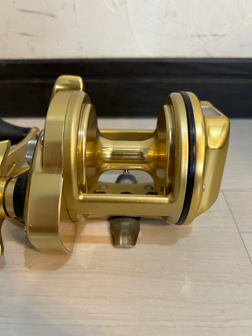 【美品】シマノ 海魂 3000T SHIMANO カイコン