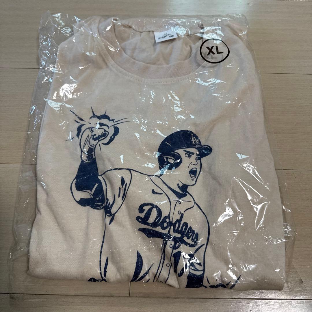 【非売品】大谷翔平 ボブルヘッド、記念Tシャツ XLサイズ