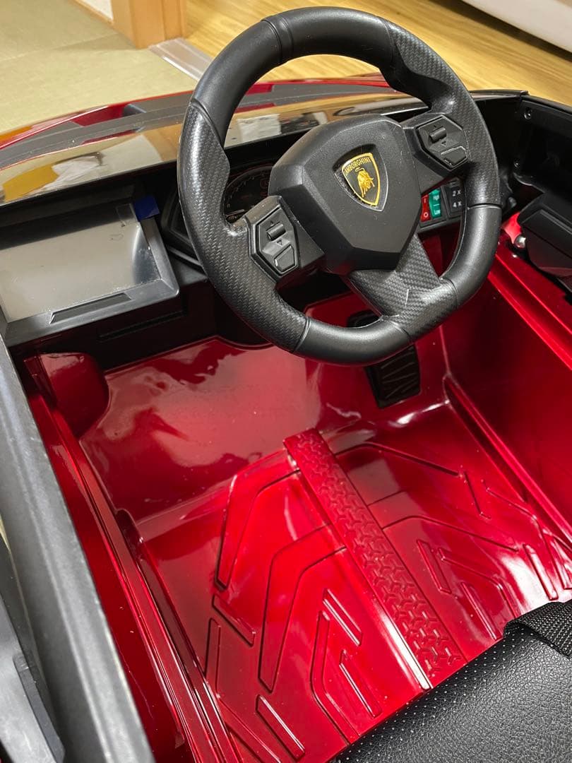 ランボルギーニ 電動乗用カー SIAN 美品 室内使用 音楽再生 直接引取可