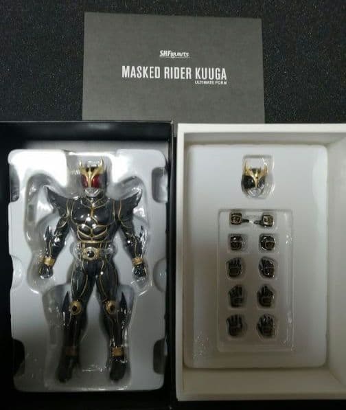 【美品 真骨彫製法】完売 SHF 仮面ライダークウガ アルティメット 五代雄介