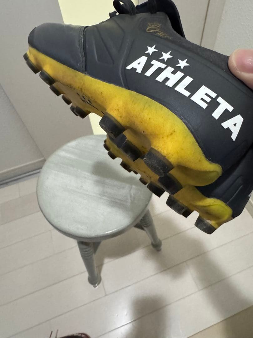 サッカー　スパイク　アスレタスパイク　2足セット　練習用