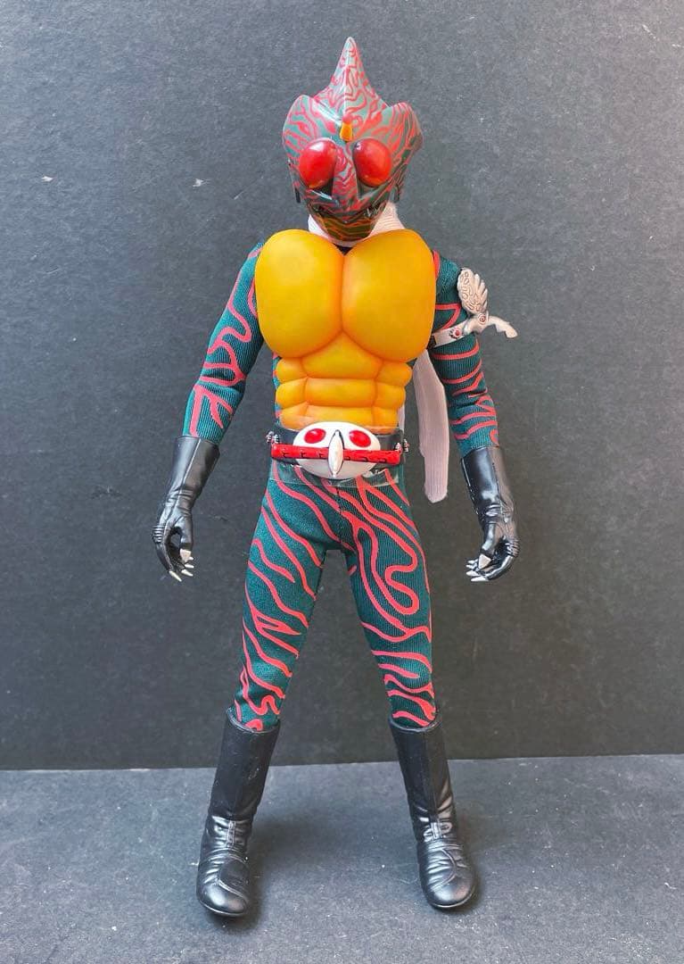 仮面ライダー　アマゾン　 メディコムトイ　RAH220　開封品