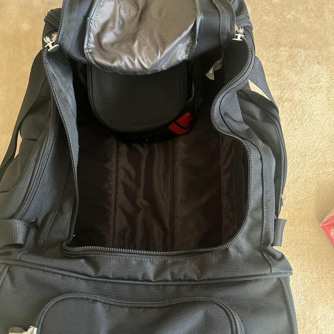Burton キャスターバッグ ブラック 大容量