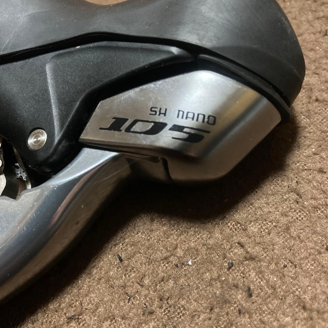 シマノSTIレバー左右　ST-5700 １０５　やや使用感あり