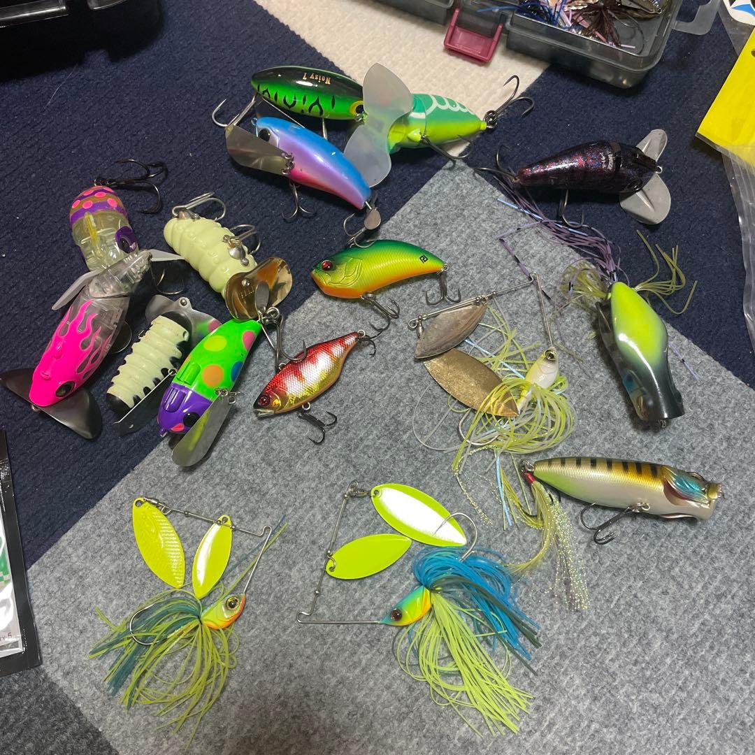 こ*い様 バス釣りナマズ釣り引退セット ルアー&ワーム 60点以上