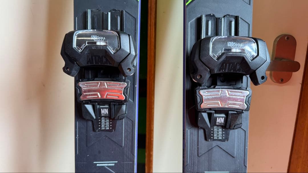 24 LINE BLADE 181cm チロリア attack デモビンディング