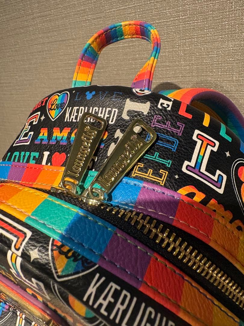【美品】Loungefly ミッキーマウス バックパック