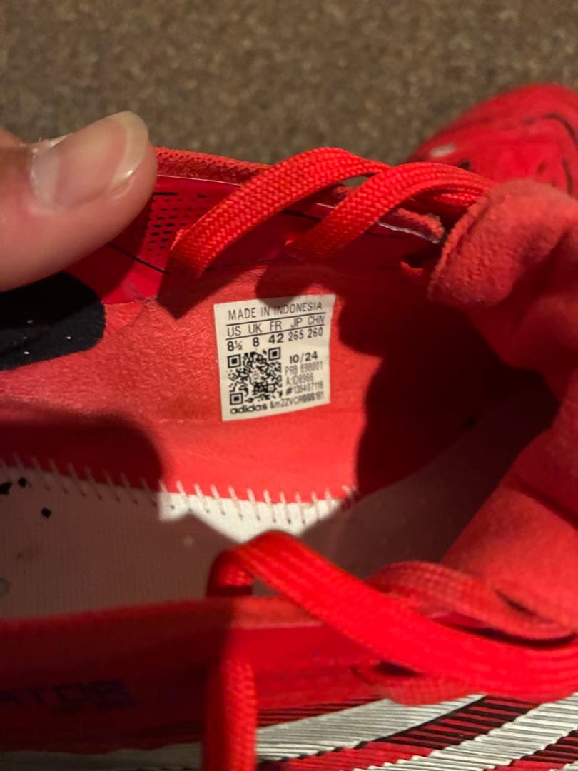 adidas Predator レッド FGシューズ