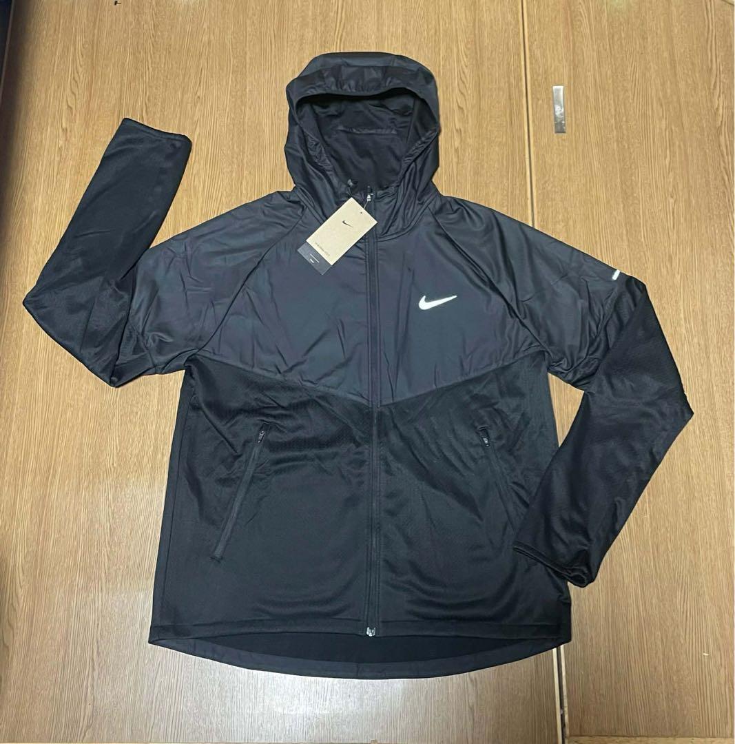 Nike ブラック ウィンドブレーカー
