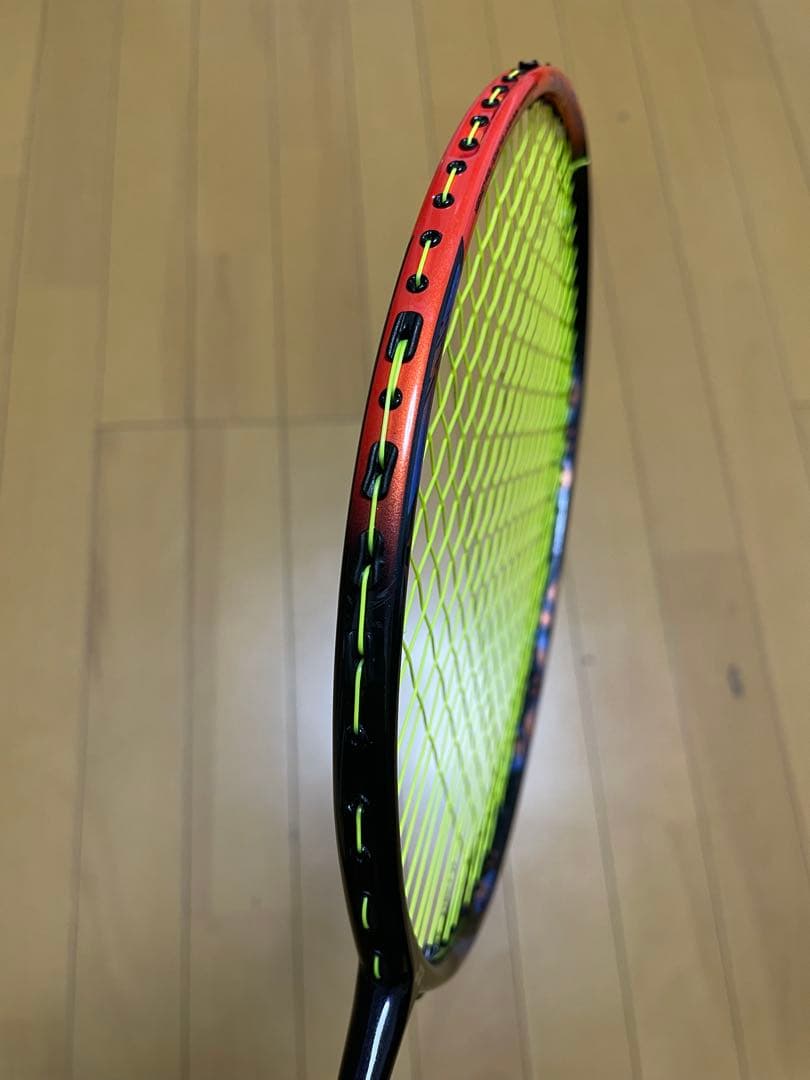 アストロクス77プロ　4UG5 Astrox 77pro yonex 値下げ中！