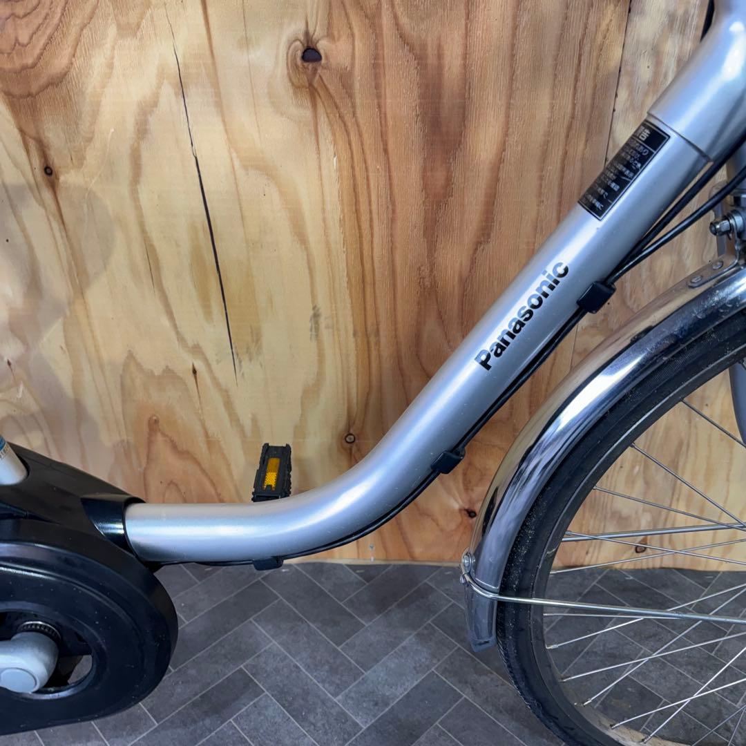 シルバー 電動アシスト自転車 シティタイプ