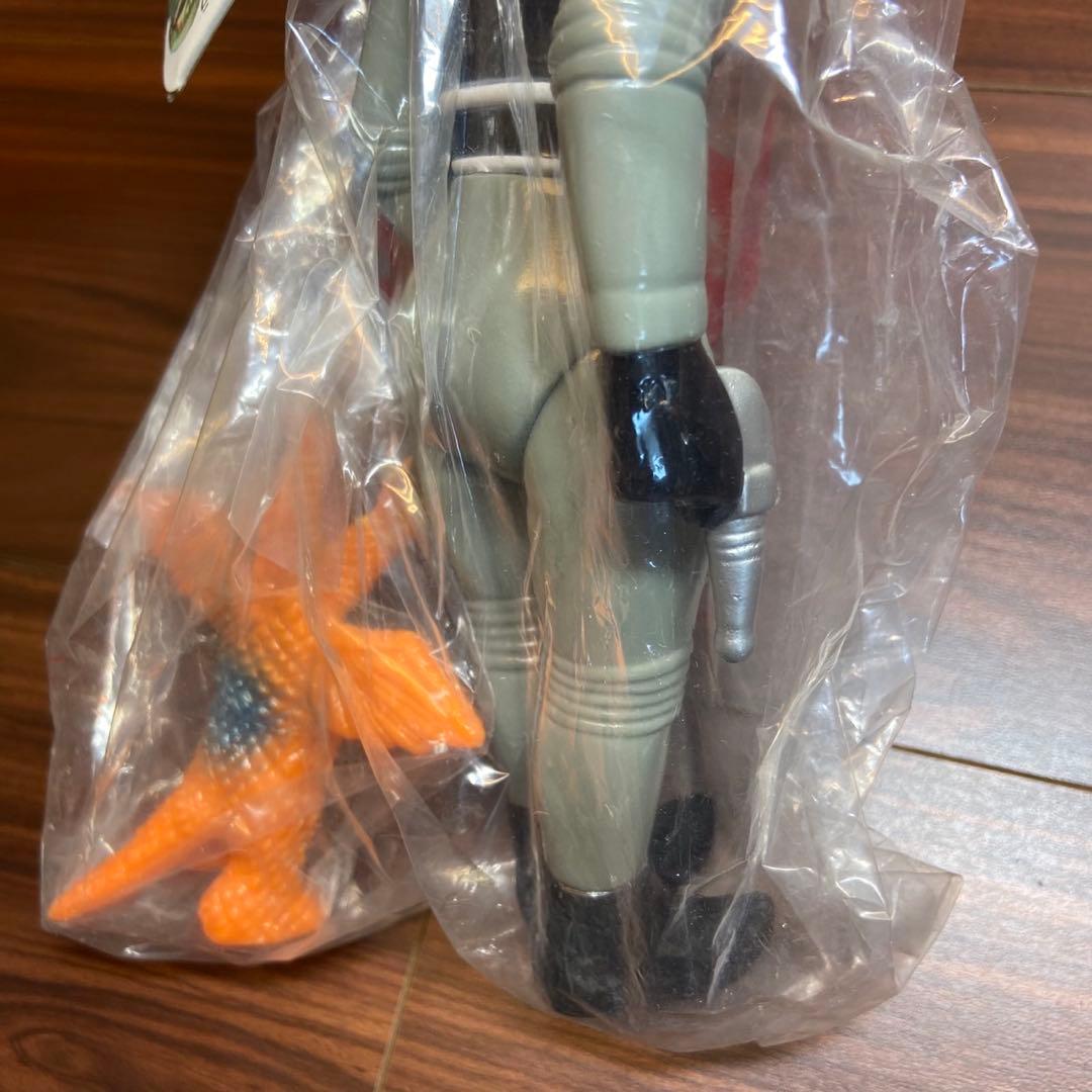 M1号 X星人 ミニキングギドラ付き 5782