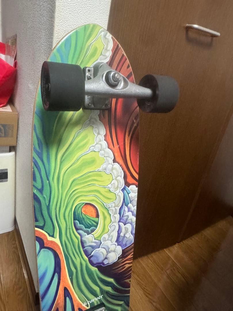 Carver サーフスケート クルーザー 波デザイン