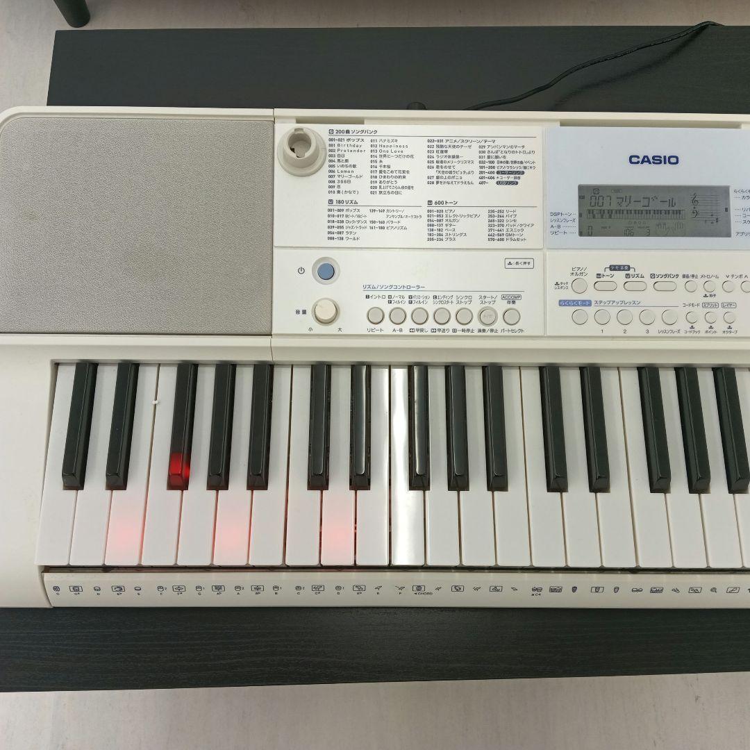 カシオ CASIO 電子ピアノ　光ナビゲーション　LK-515