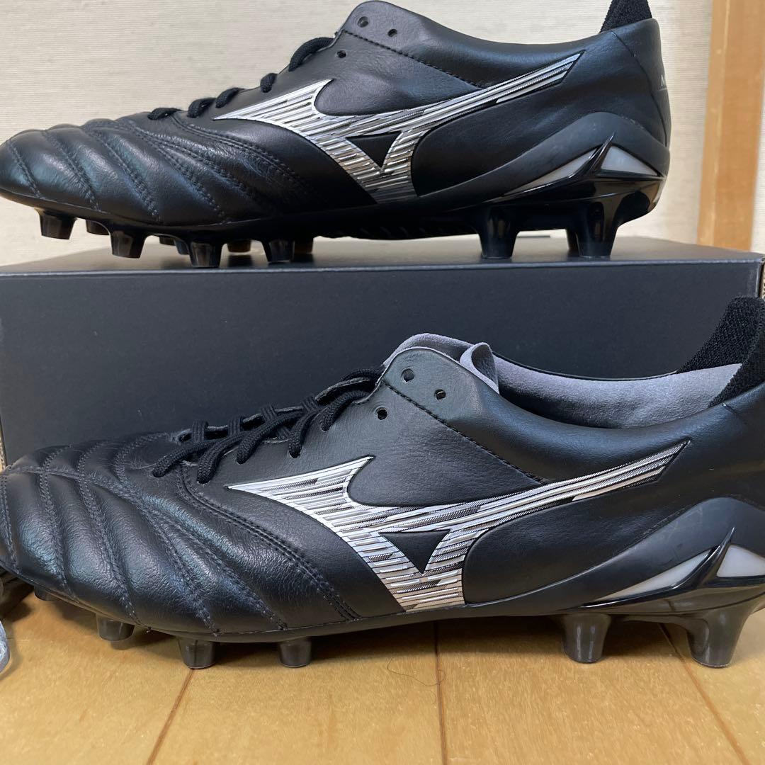 MORELIA NEO IV限定品カラーブラック×シルバー26.5cm国内正規品