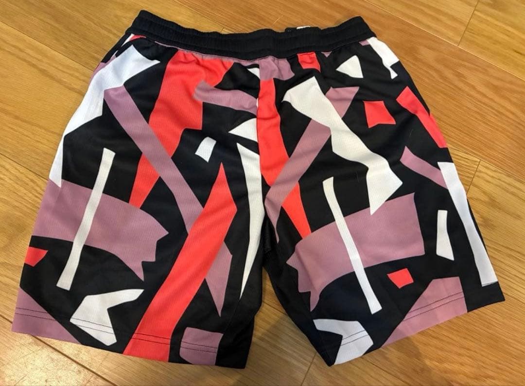 【新品】【Mサイズ】バドミントン　ハーフパンツ　15203 ヨネックス