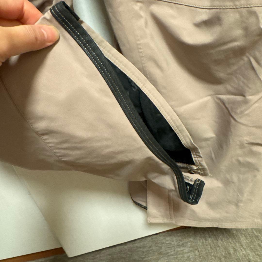 VOLCOM GORE-TEX スノーボードウェア　レディースM