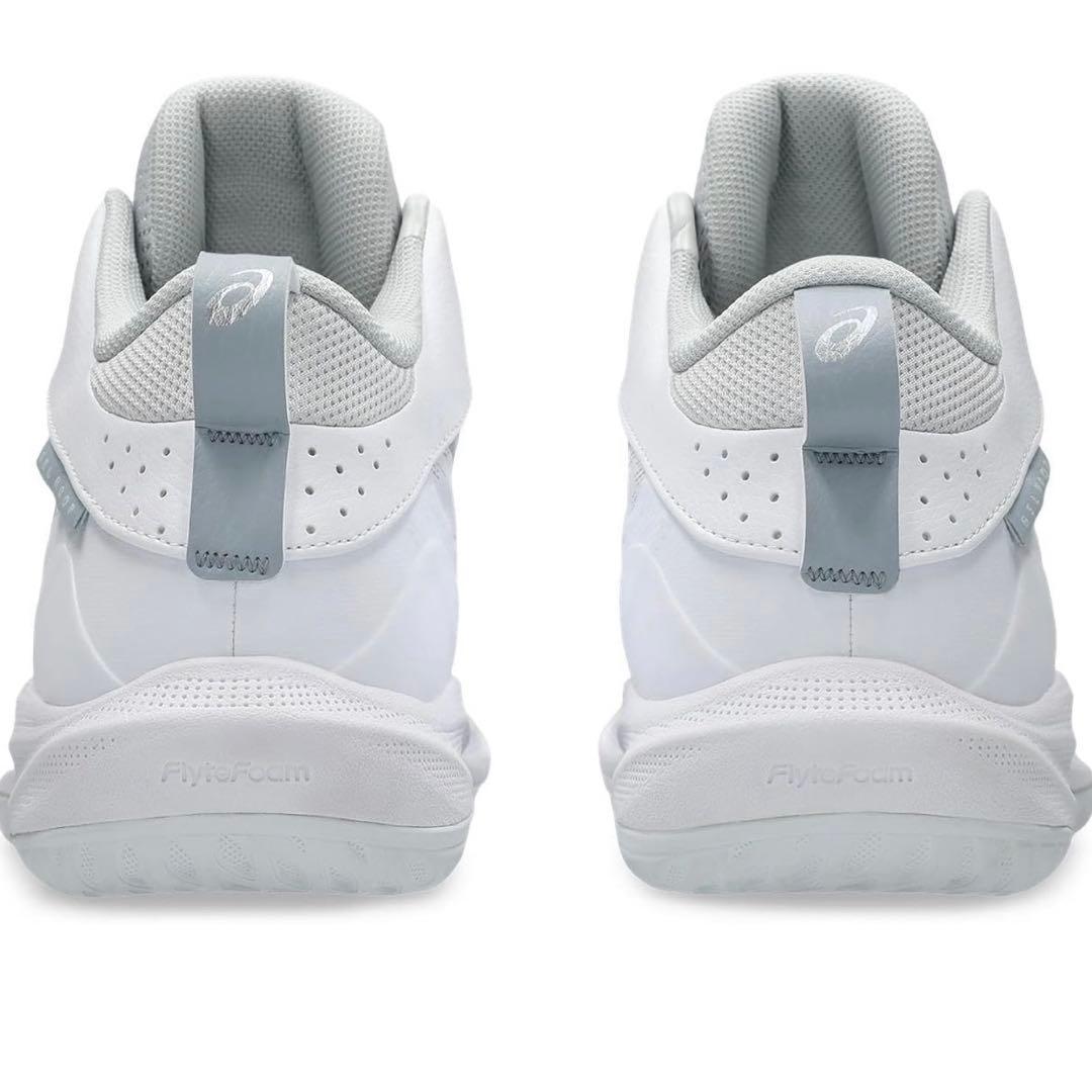 《新品》人気商品!!!ASICS バスケットボールシューズ ホワイト