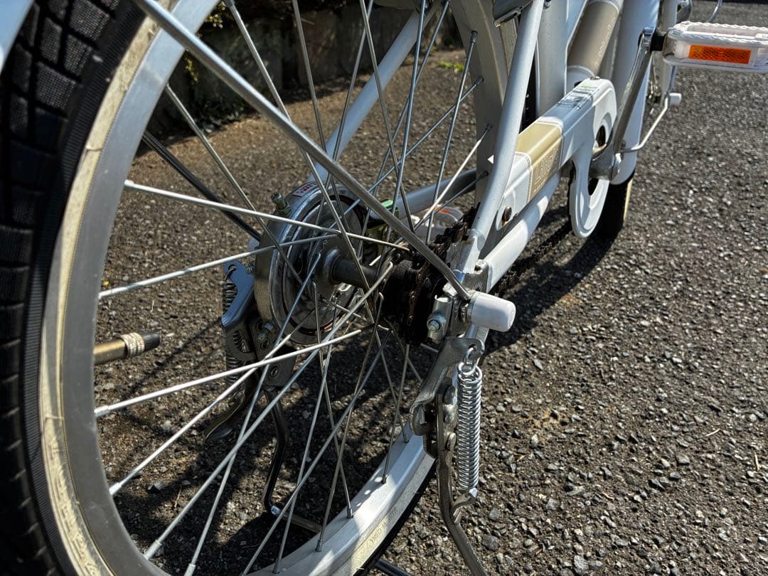 子供用自転車 20インチ 白 おしゃれ キッズ 春日部市より