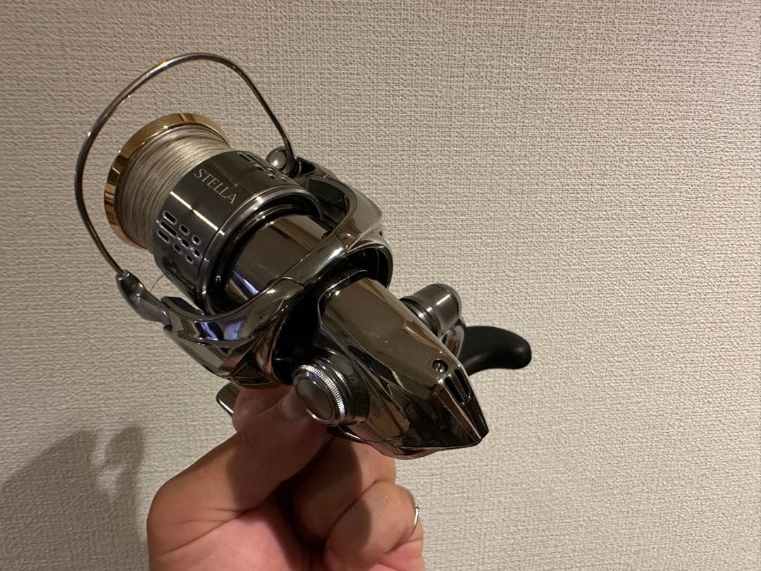 リール SHIMANO 18 STELLA C3000MHG