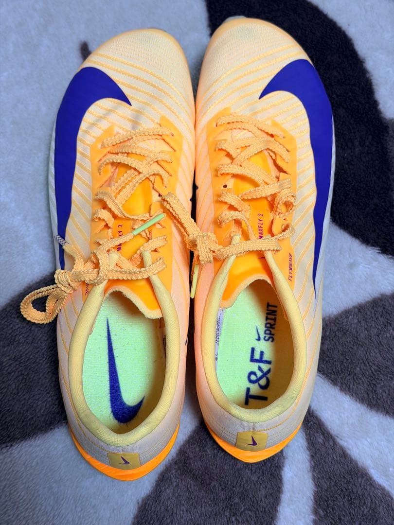 Nike マックスフライ2 イエロー　購入者決まりました