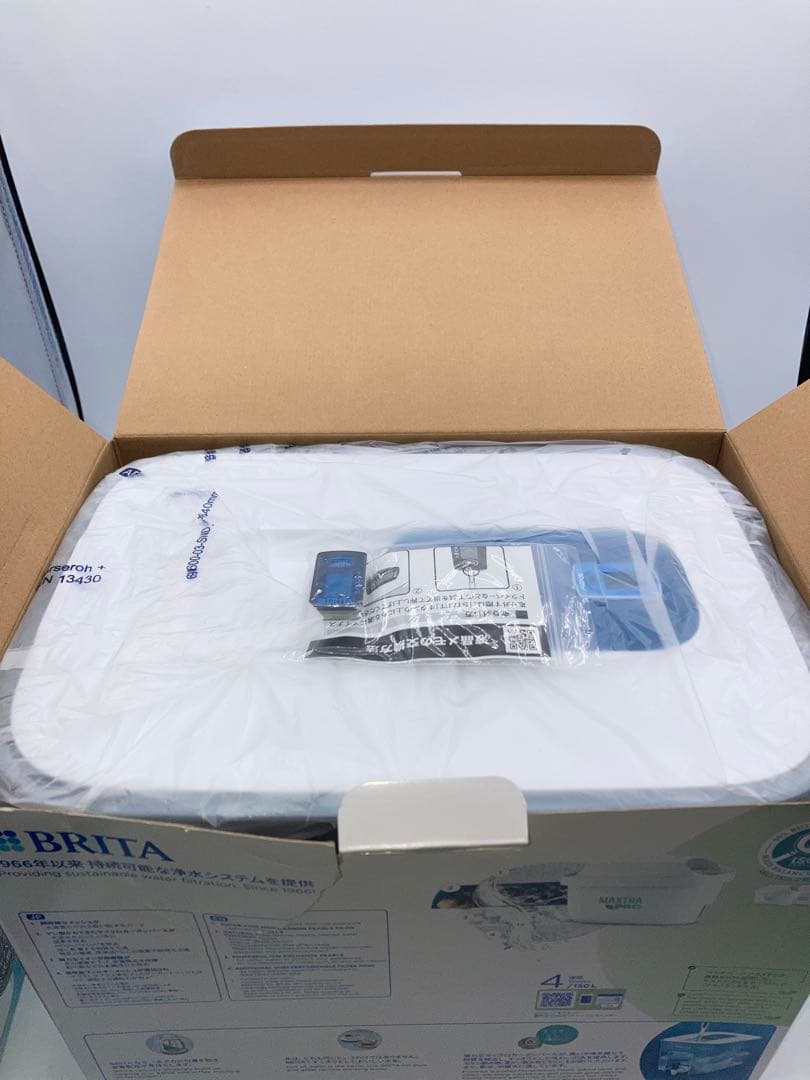 新品　ブリタ タンク型浄水器　フロー 4.85L マクストラプロ